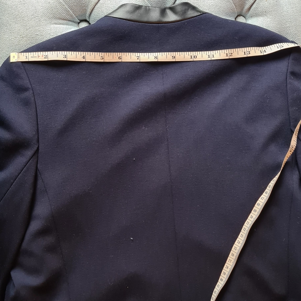 CLOSEOUT Blazer - Picture 12 of 15